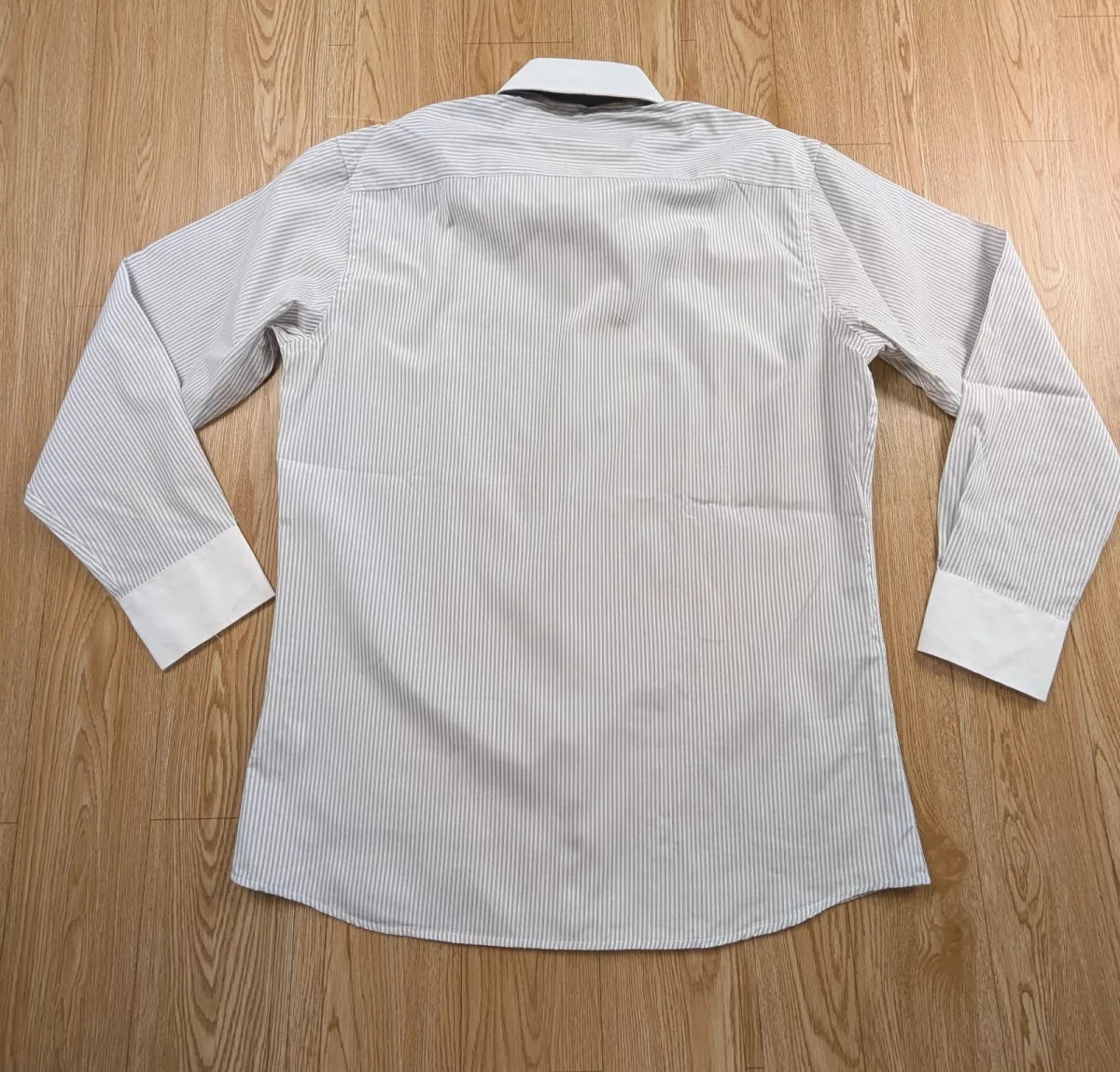Chemise Adriano Jacometti rayée grise col blanc cintré 43/44