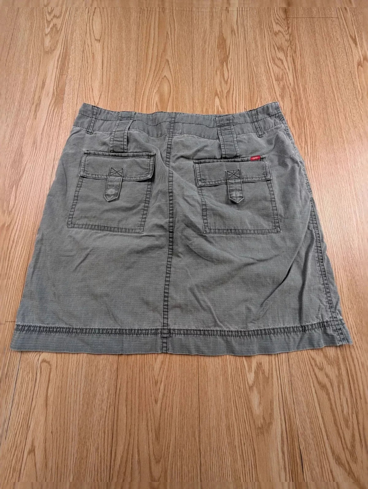 Jupe Esprit cargo kaki doublure brodée Y2K satin T38
