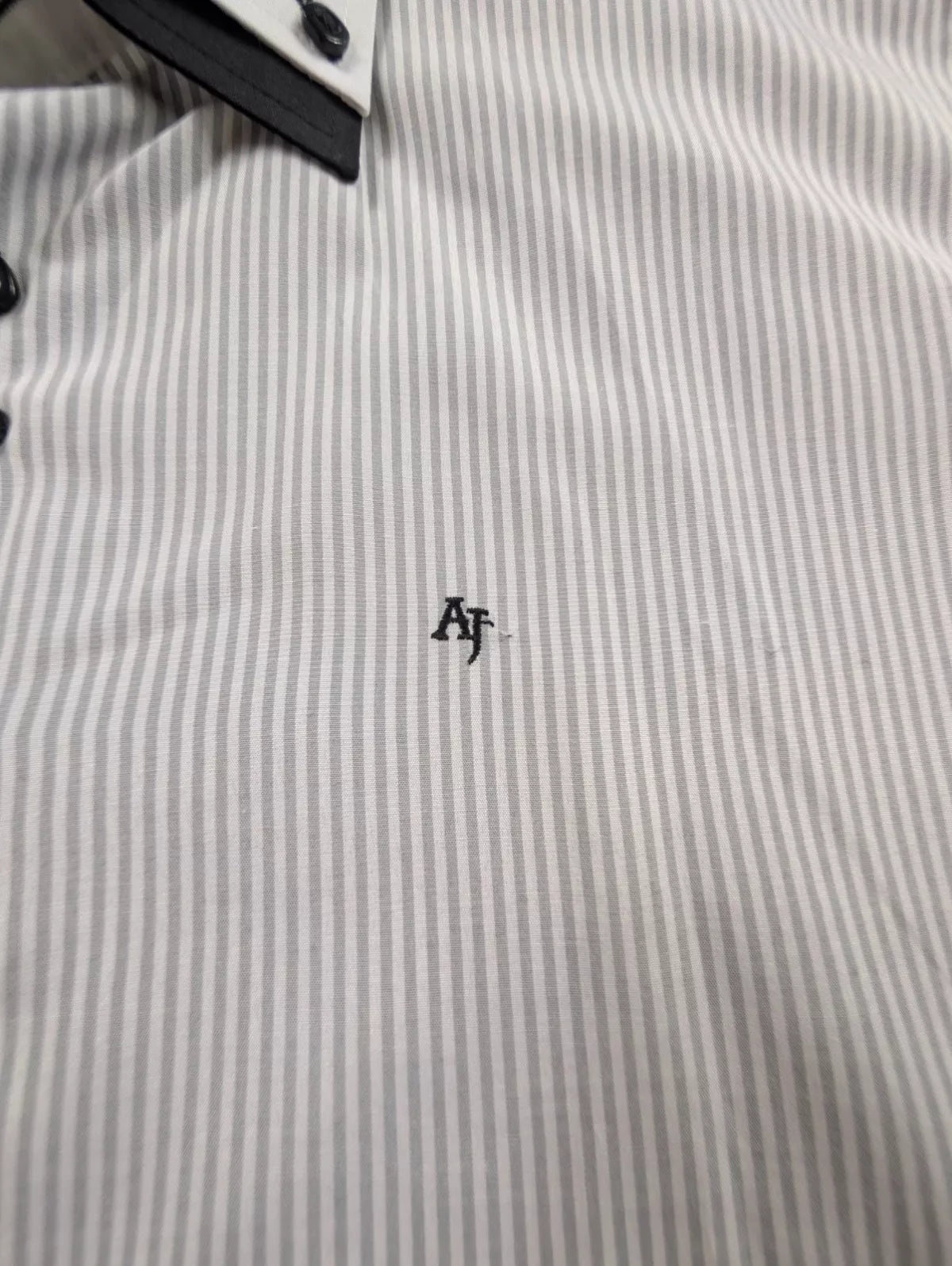 Chemise Adriano Jacometti rayée grise col blanc cintré 43/44