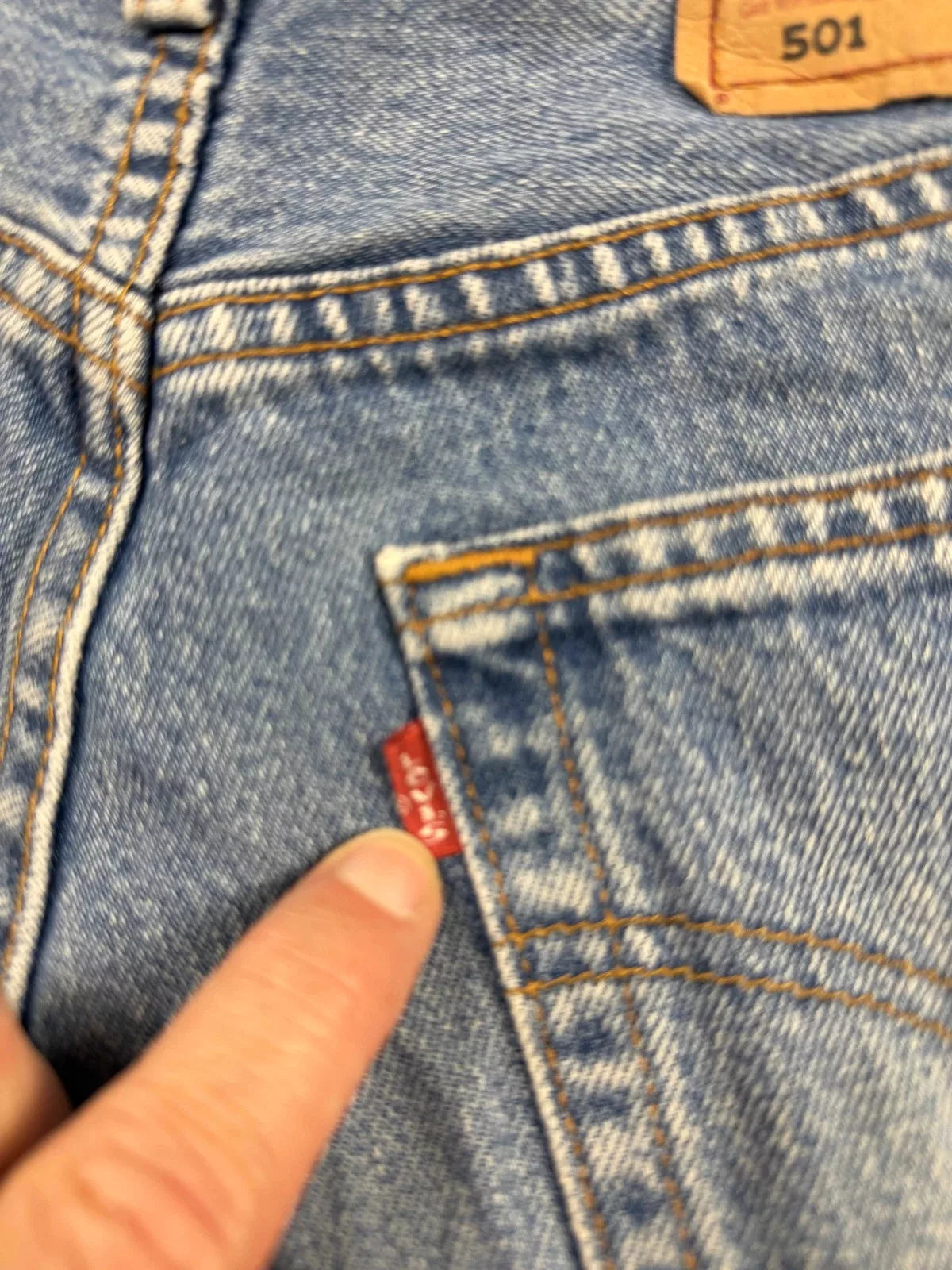 Short Levi's 501 vintage 90s denim bleu taille haute W29