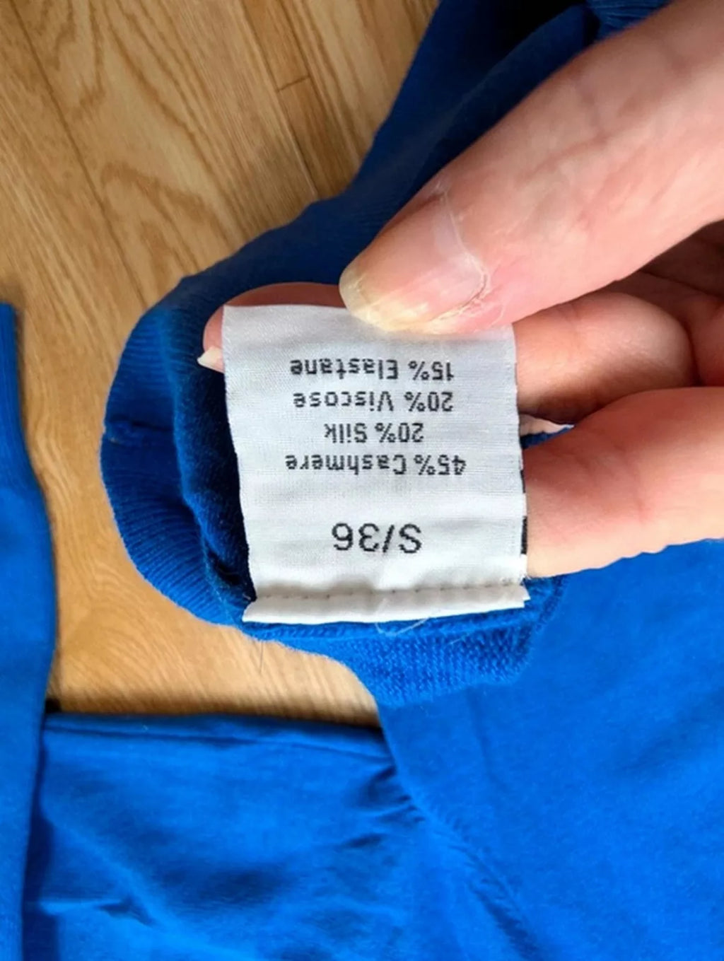 Cardigan William de Faye bleu roi cachemire soie neuf S