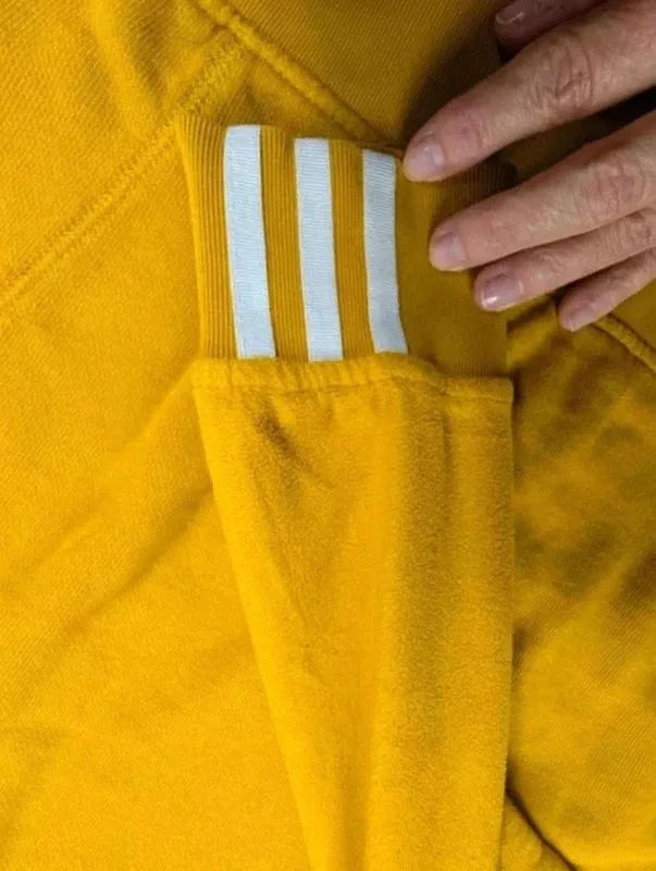 Sweat capuche Adidas jaune moutarde bandes blanches S