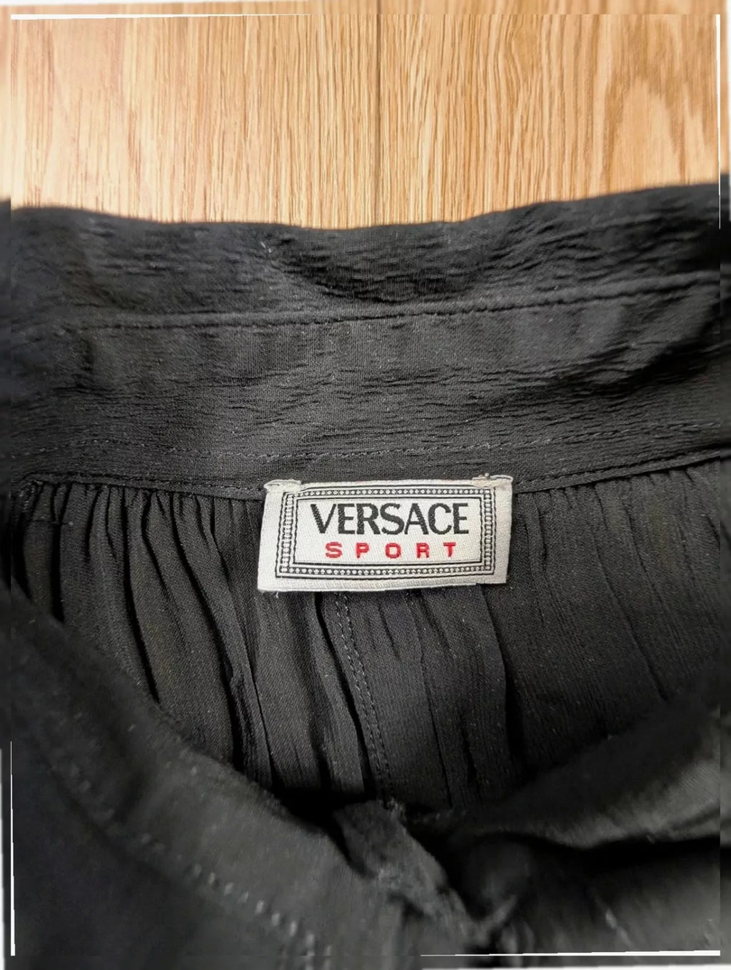 Chemise Versace Sport vintage 00s noire brodée M/42