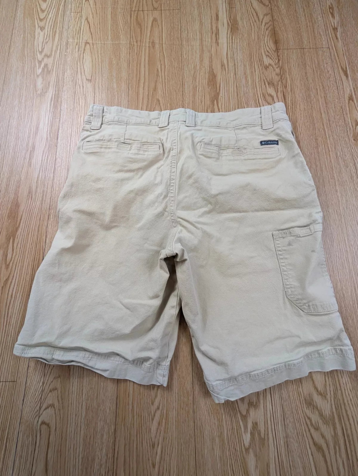 Short Columbia beige coton outdoor gorpcore taille 42