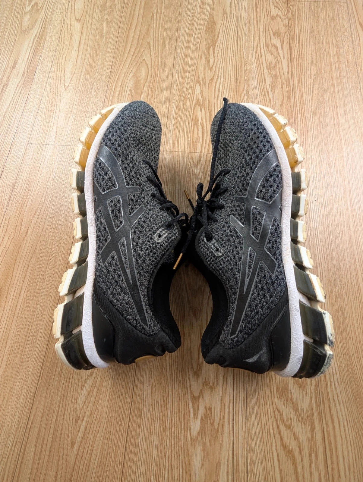 Basket Asics Gel-Quantum 360 Knit 2 gris et noir 46