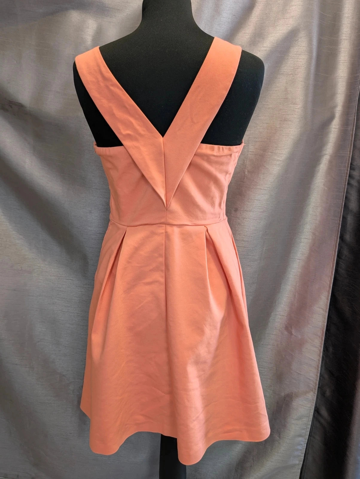 Robe Naf Naf patineuse dos V rose corail taille 38