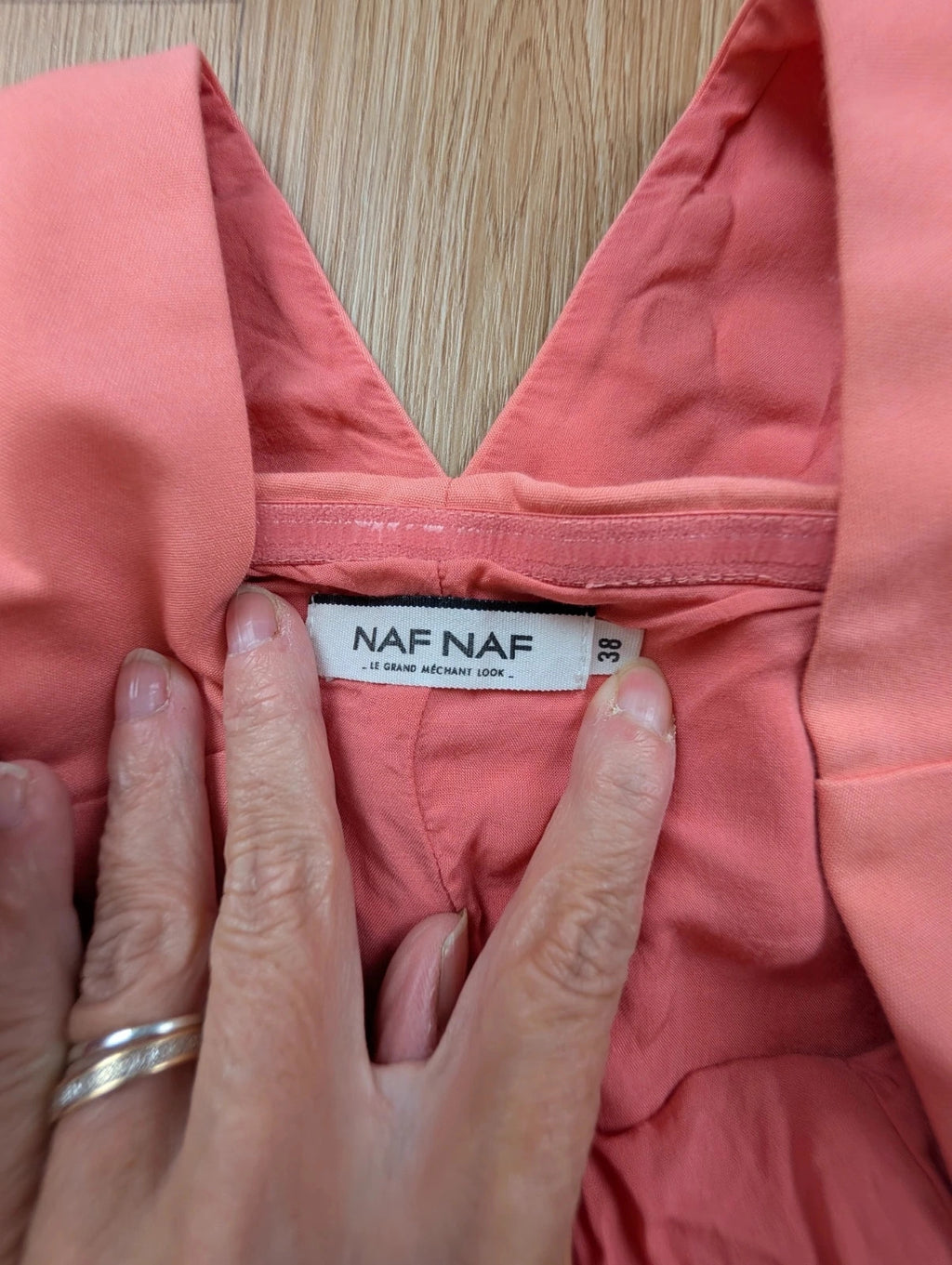 Robe Naf Naf patineuse dos V rose corail taille 38