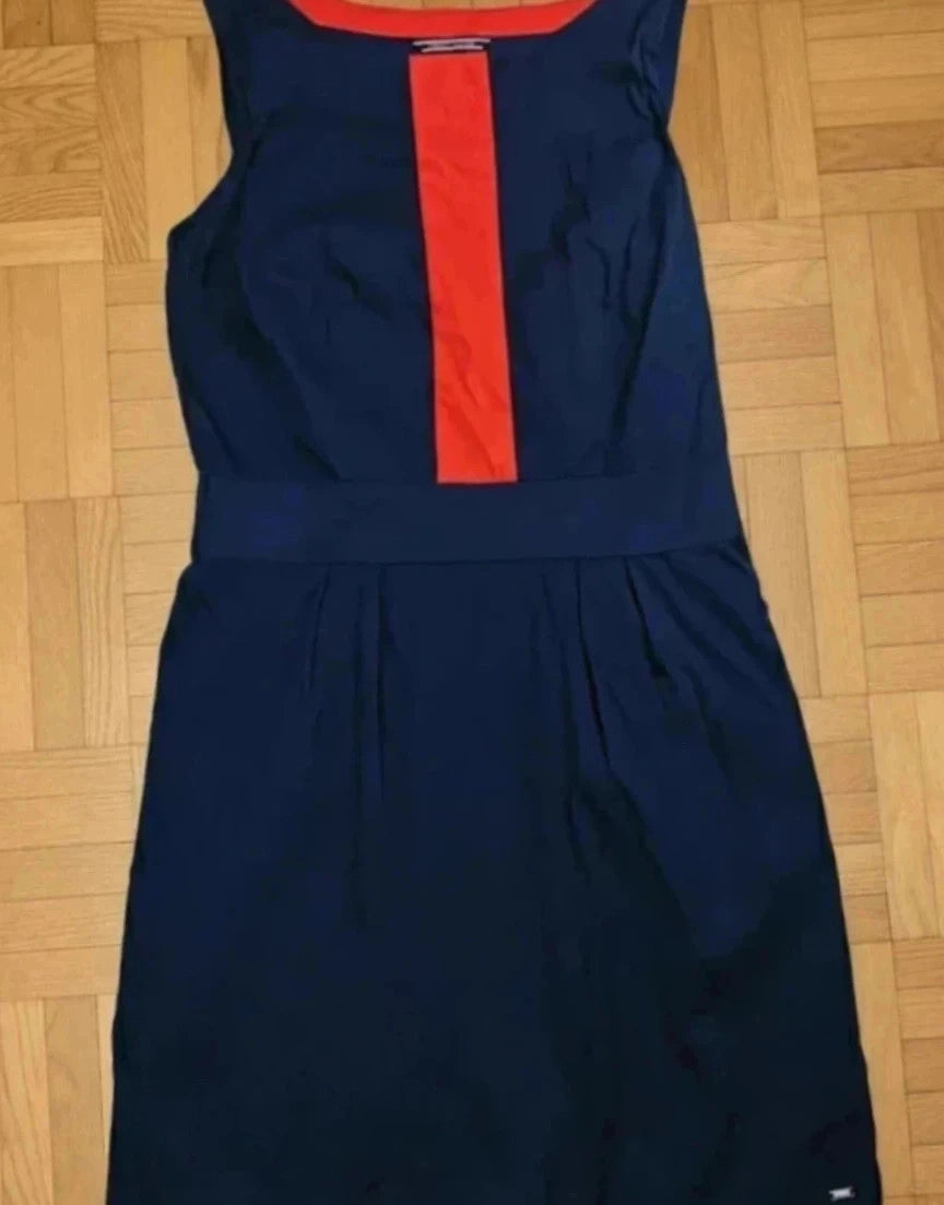 Robe Tommy Hilfiger bande verticale rouge bleu marine taille 6