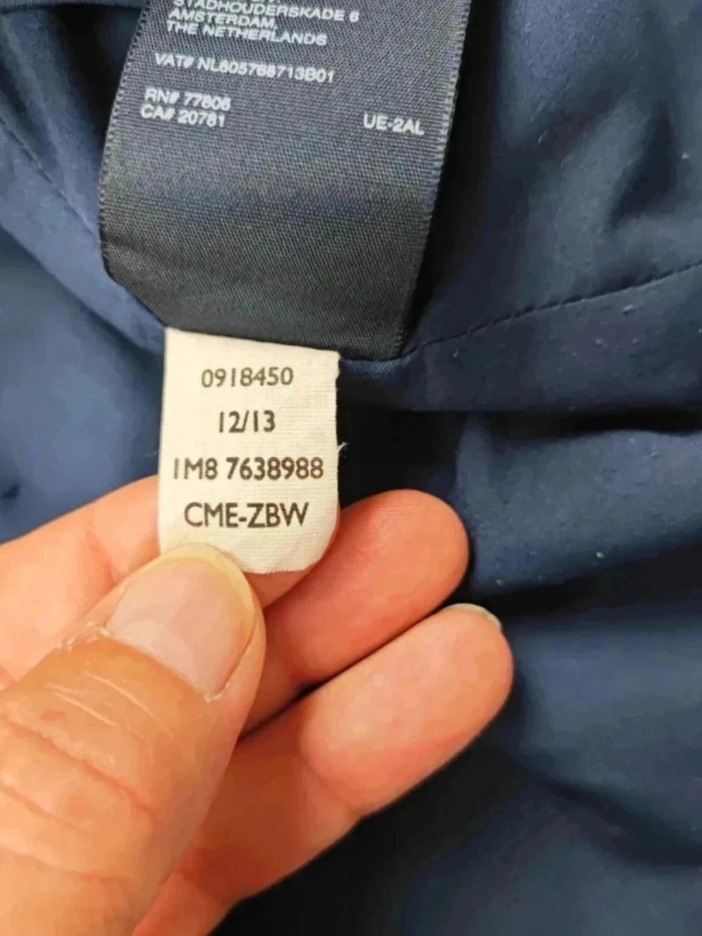 Robe Tommy Hilfiger bande verticale rouge bleu marine taille 6