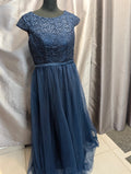 Robe Longue Cérémonie Dentelle Sequins Bleu Marine Taille 38