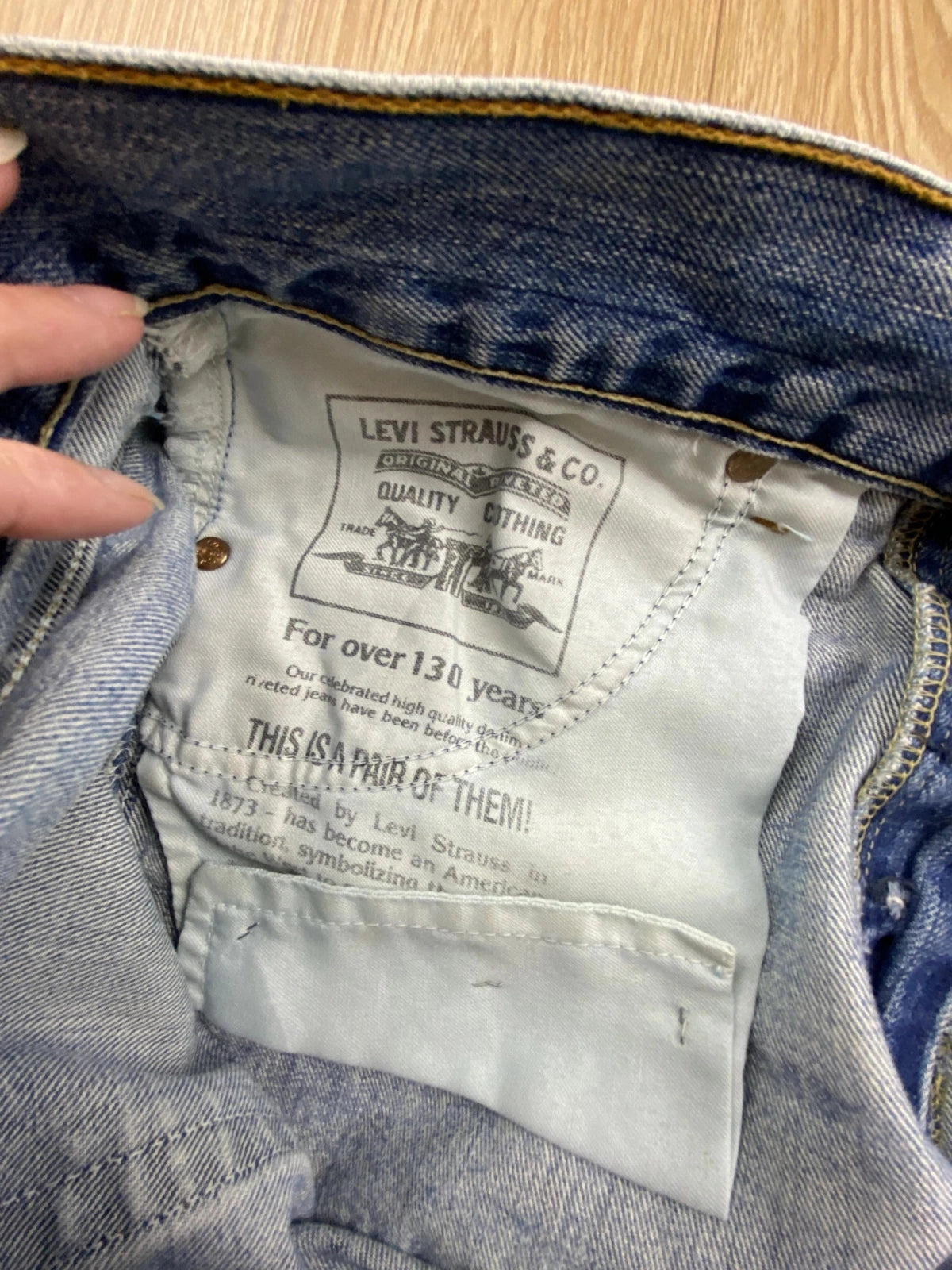 Short Jean Levi's 512 Bootcut Bleu Clair Destroy W31 Taille 40