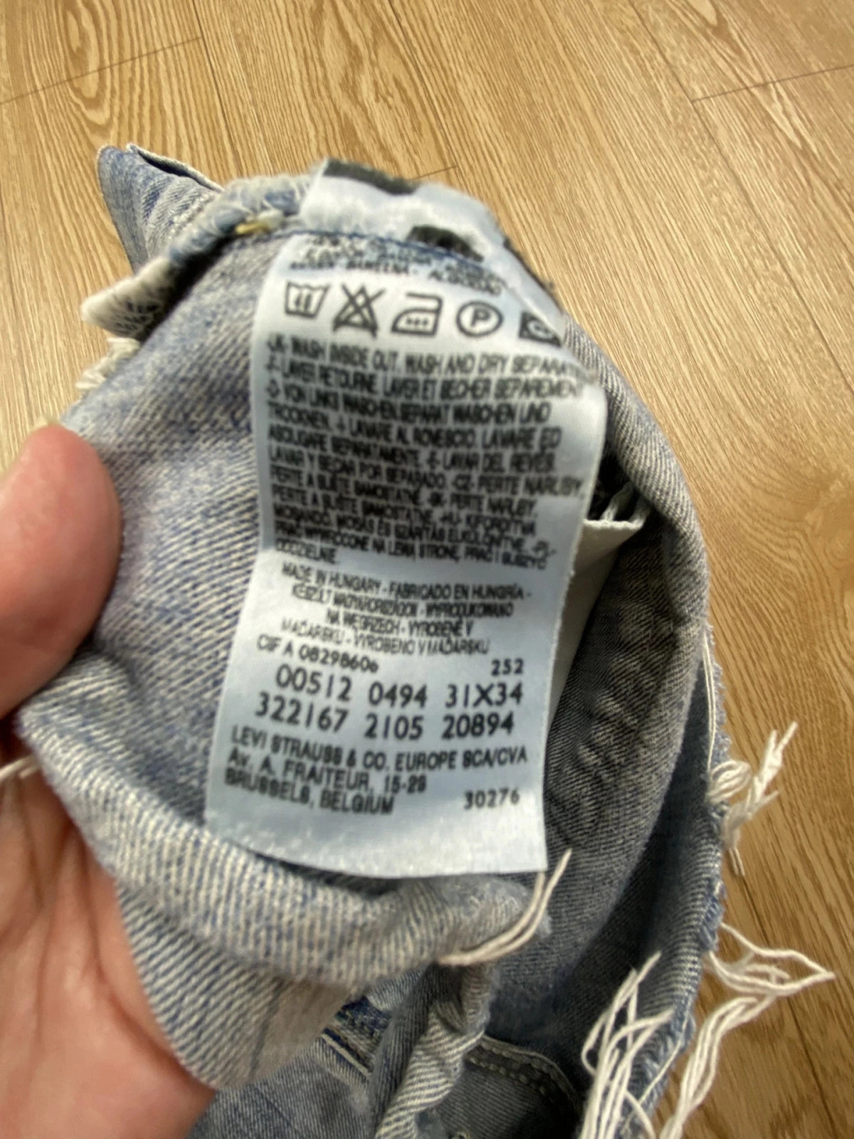 Short Jean Levi's 512 Bootcut Bleu Clair Destroy W31 Taille 40