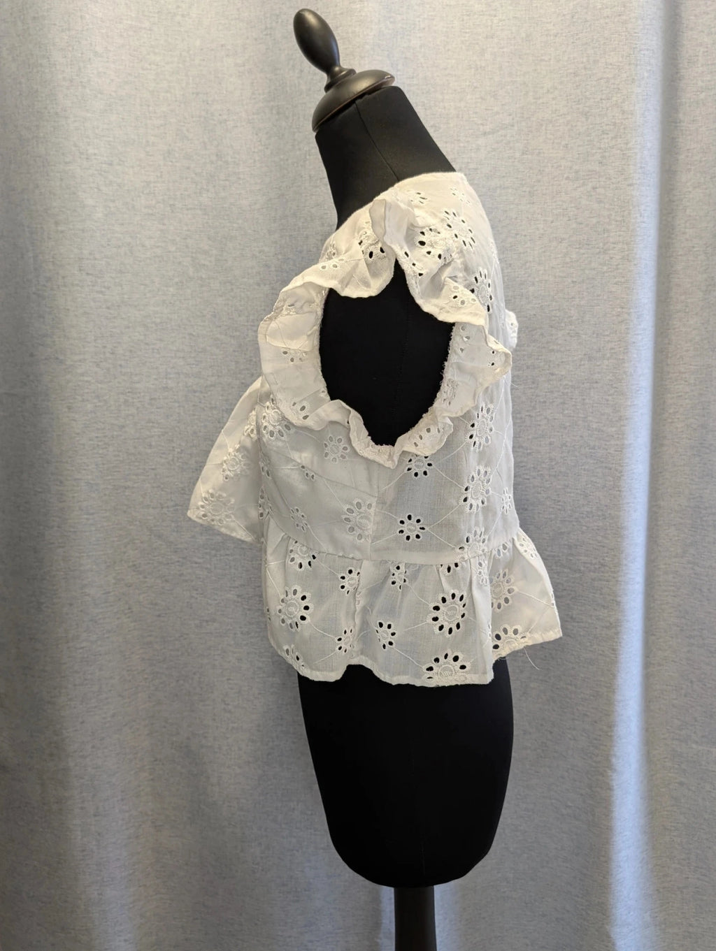 Top Blouse SHEIN broderie anglaise blanc col V taille L
