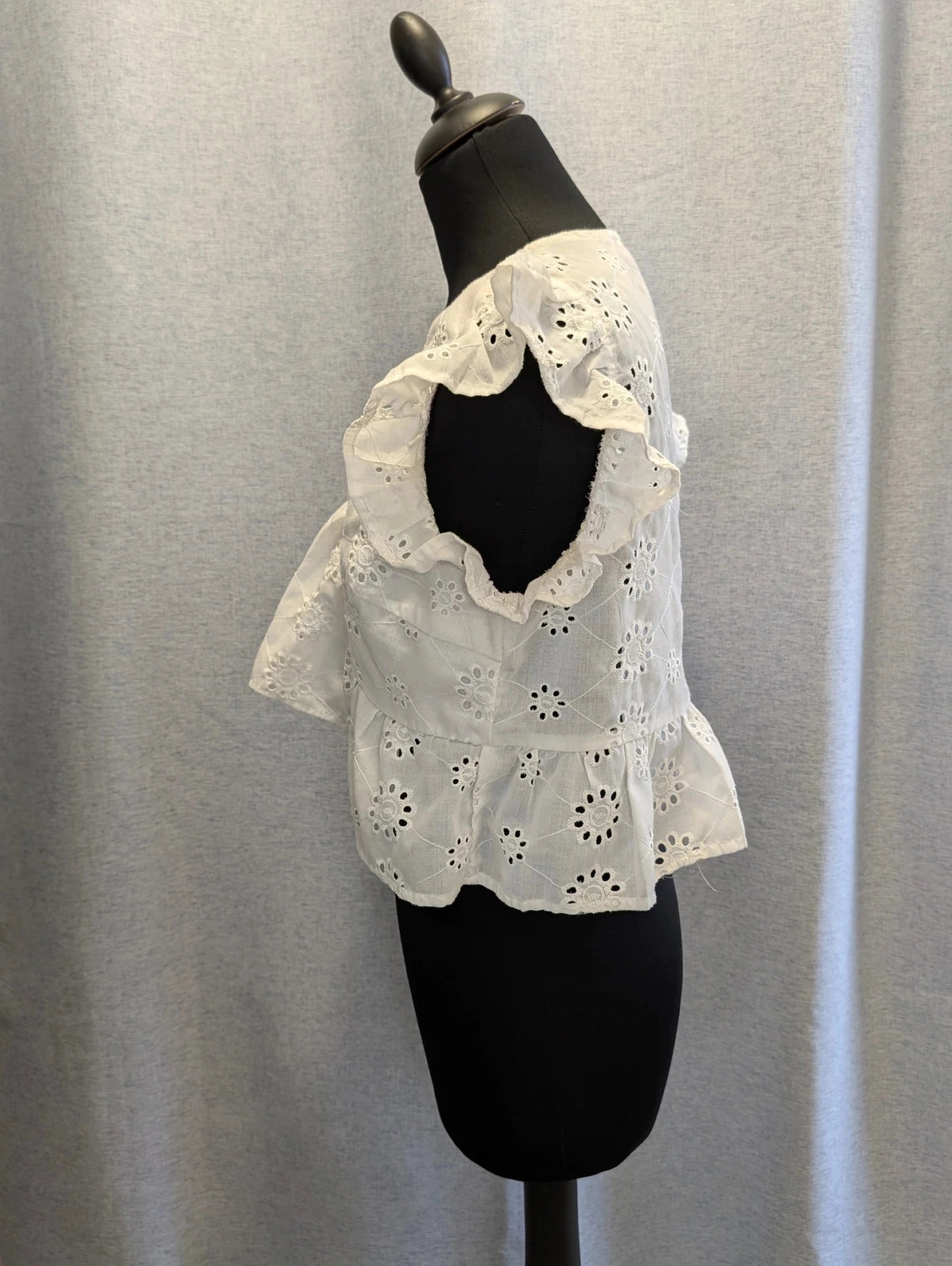 Top Blouse SHEIN broderie anglaise blanc col V taille L