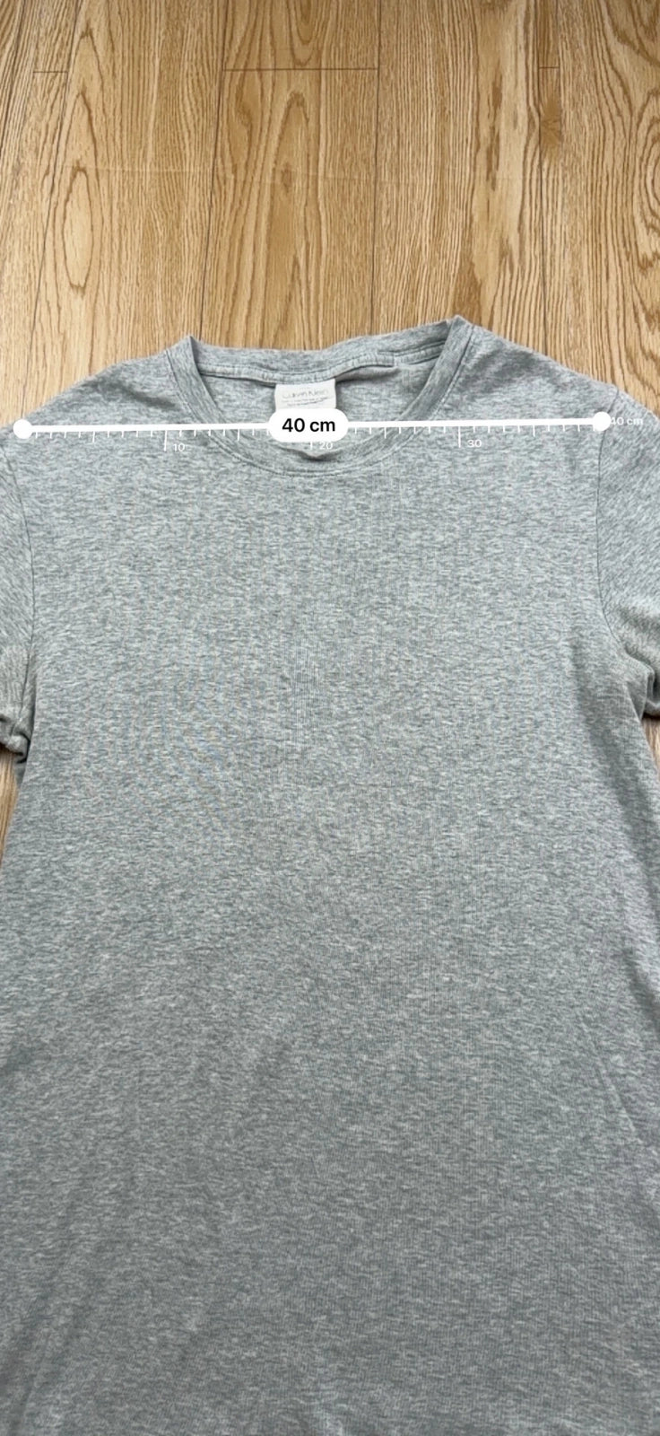 T-shirt Calvin Klein gris chiné col rond M coton slim fit
